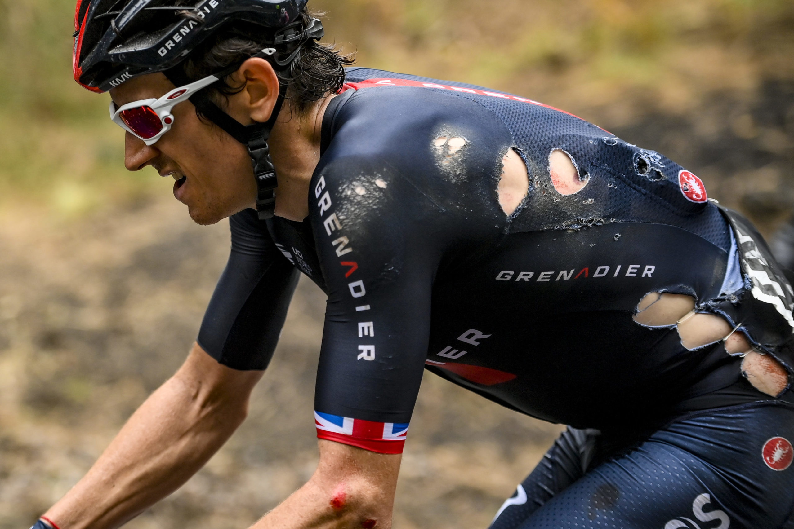Løpsk drikkeflaske knuste sykkelstjernes Giro-drøm – trekker seg fra rittet