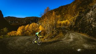 – Jeg vil bli Norges første profesjonelle grussyklist